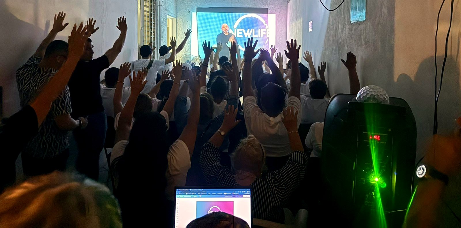 Familia unida en oración